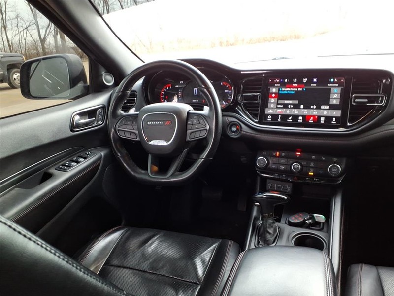 Dodge Durango Vehicle Full-screen Gallery Image 11