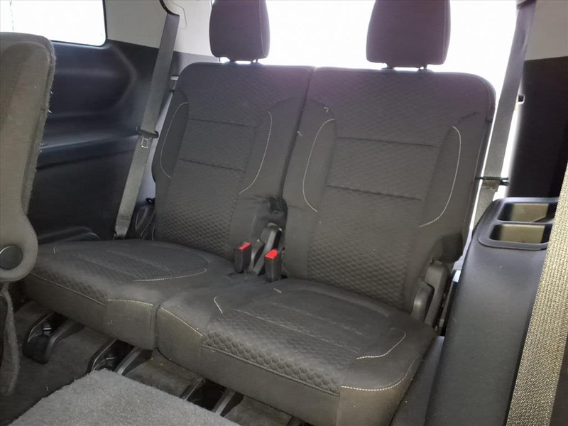 GMC Acadia Vehicle Full-screen Gallery Image 23