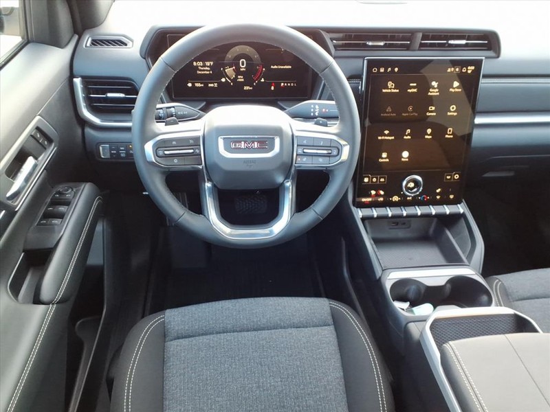 GMC Terrain Vehicle Full-screen Gallery Image 5