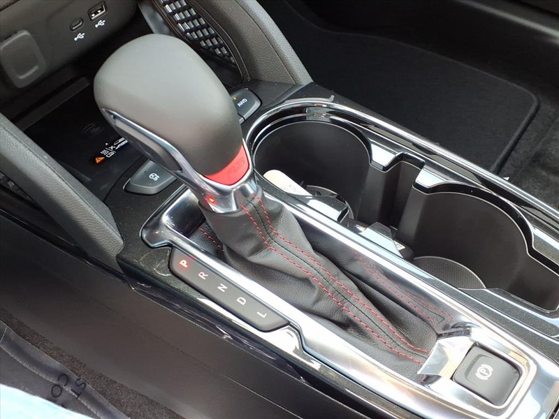 Chevrolet Trailblazer Vehicle Full-screen Gallery Image 11