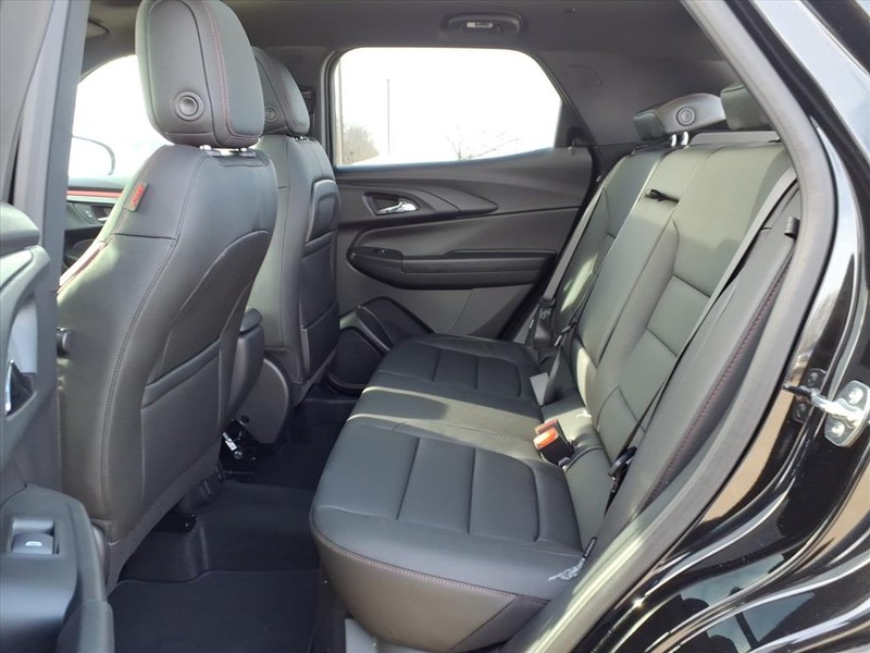 Chevrolet Trailblazer Vehicle Full-screen Gallery Image 18