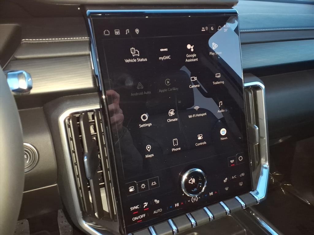 GMC Acadia Vehicle Full-screen Gallery Image 8