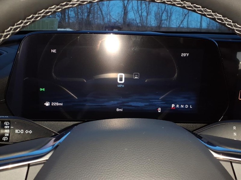 Chevrolet Traverse Vehicle Full-screen Gallery Image 13