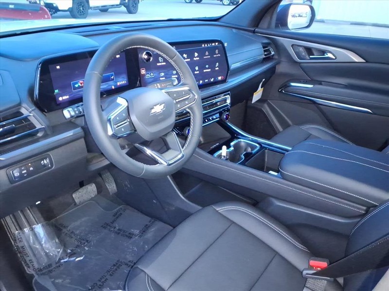 Chevrolet Traverse Vehicle Full-screen Gallery Image 15