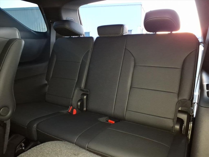 Chevrolet Traverse Vehicle Full-screen Gallery Image 17