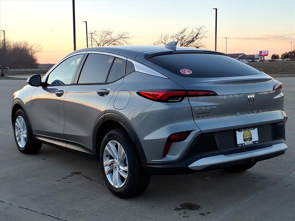 Buick Envista Vehicle Full-screen Gallery Image 3