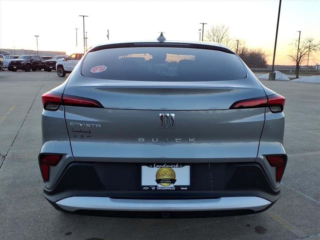 Buick Envista Vehicle Full-screen Gallery Image 19
