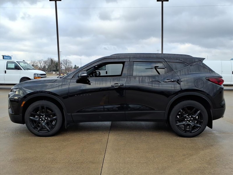 Chevrolet Blazer Vehicle Full-screen Gallery Image 2