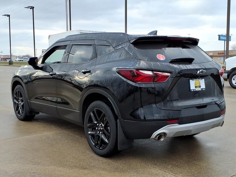 Chevrolet Blazer Vehicle Full-screen Gallery Image 3