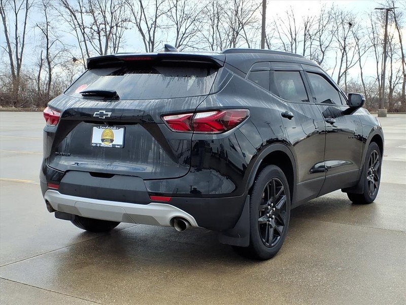 Chevrolet Blazer Vehicle Full-screen Gallery Image 4