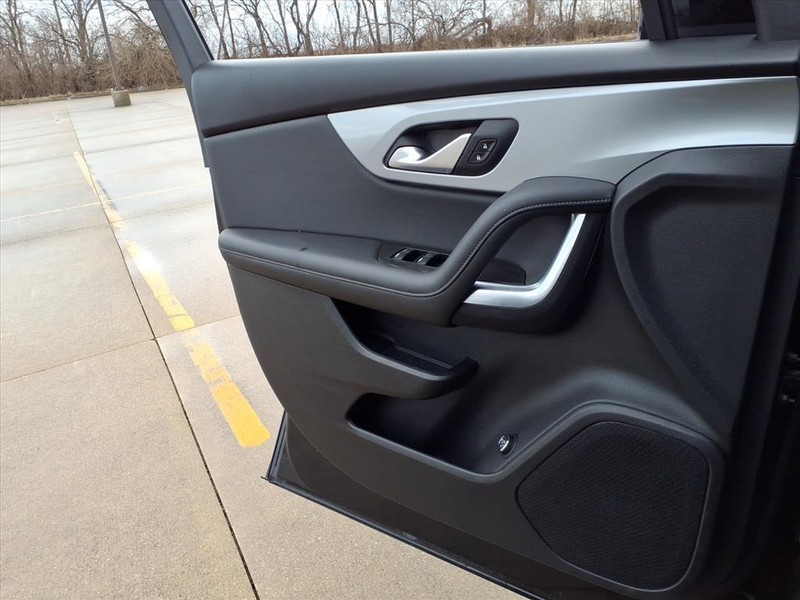 Chevrolet Blazer Vehicle Full-screen Gallery Image 20