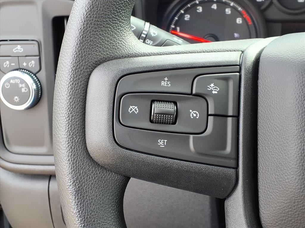 GMC Sierra 1500 Vehicle Full-screen Gallery Image 7