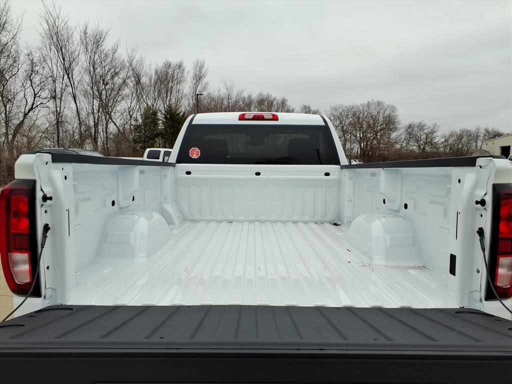 GMC Sierra 1500 Vehicle Full-screen Gallery Image 11