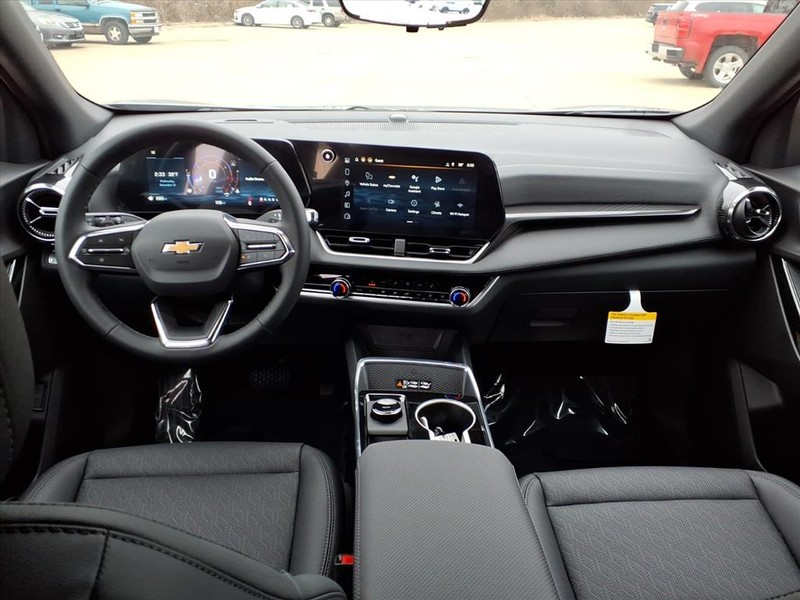 Chevrolet Equinox Vehicle Full-screen Gallery Image 4