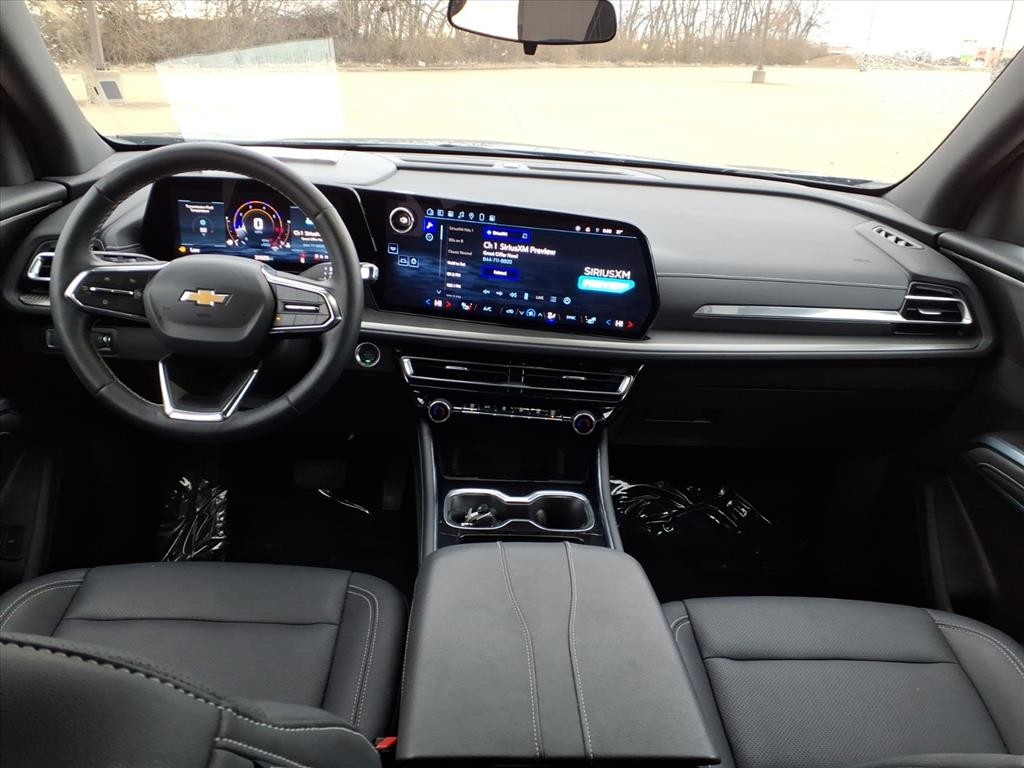 Chevrolet Traverse Vehicle Full-screen Gallery Image 8