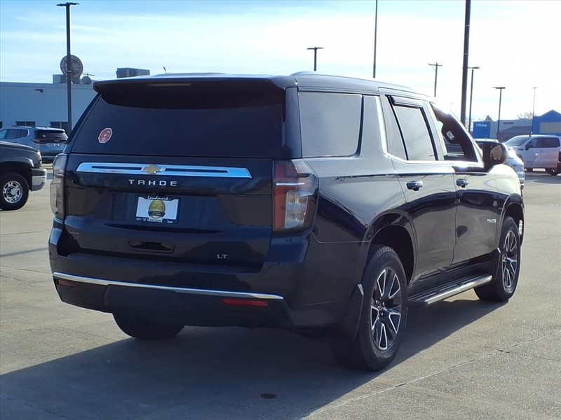 Chevrolet Tahoe Vehicle Full-screen Gallery Image 4