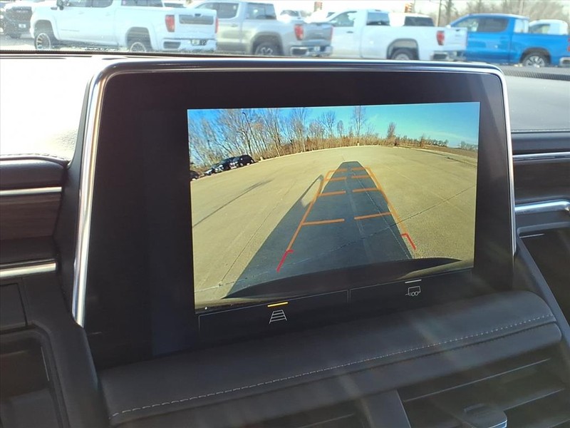 Chevrolet Tahoe Vehicle Full-screen Gallery Image 13