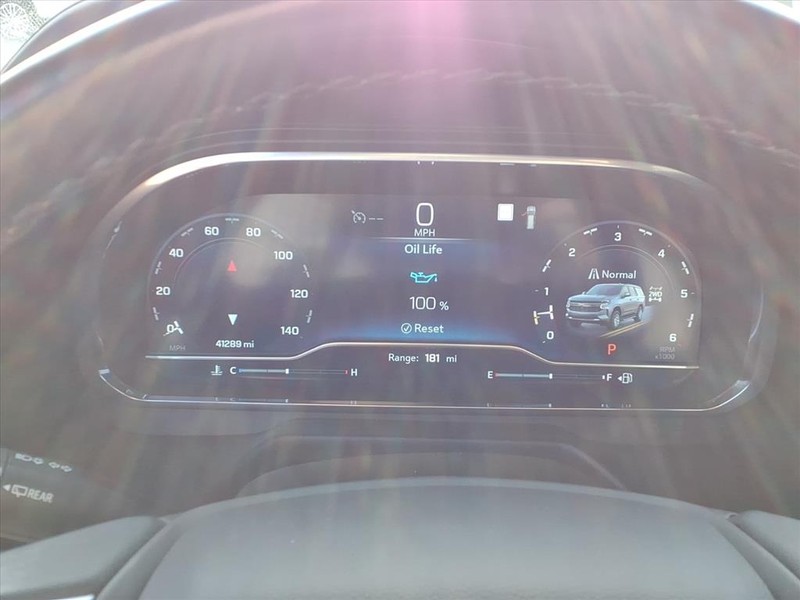 Chevrolet Tahoe Vehicle Full-screen Gallery Image 18