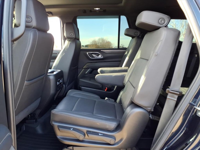 Chevrolet Tahoe Vehicle Full-screen Gallery Image 23