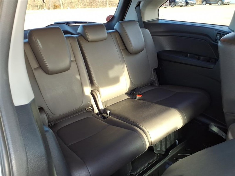 Honda Odyssey Vehicle Full-screen Gallery Image 18