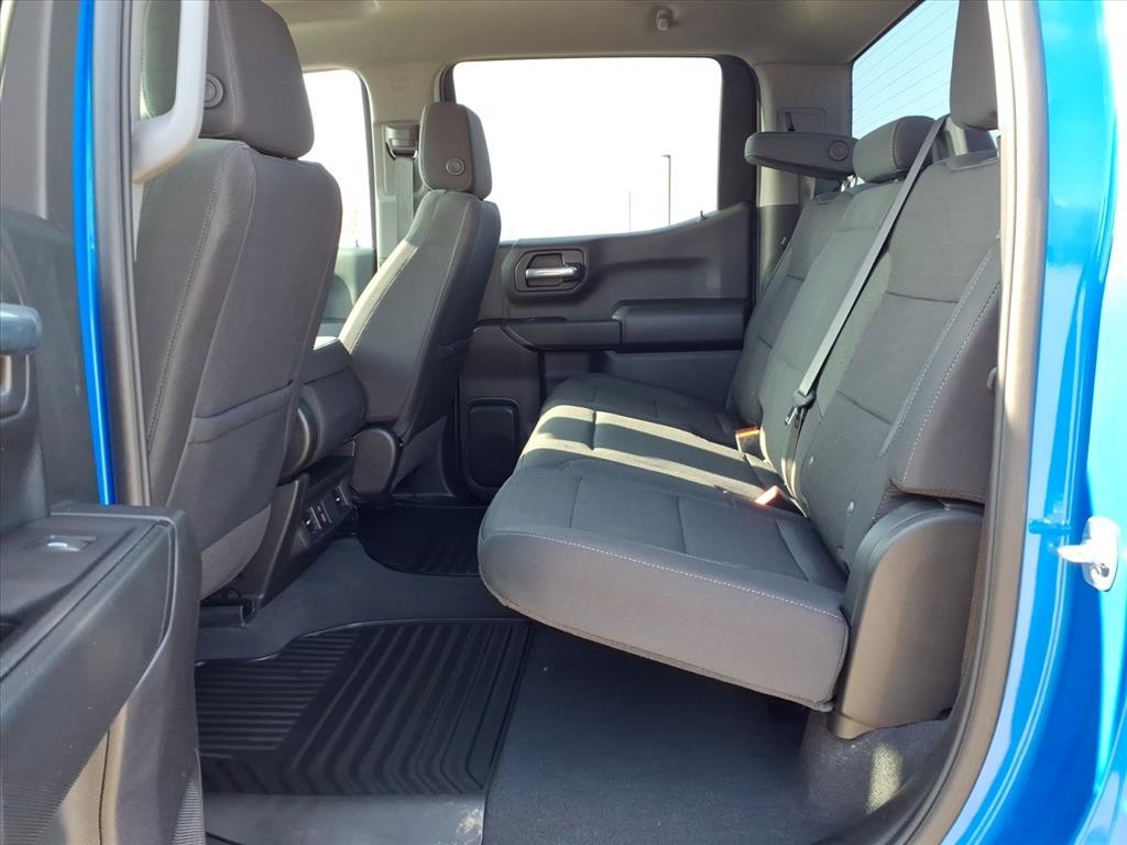 Chevrolet Silverado 1500 Vehicle Full-screen Gallery Image 20