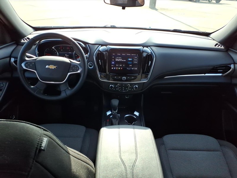 Chevrolet Traverse Vehicle Full-screen Gallery Image 8