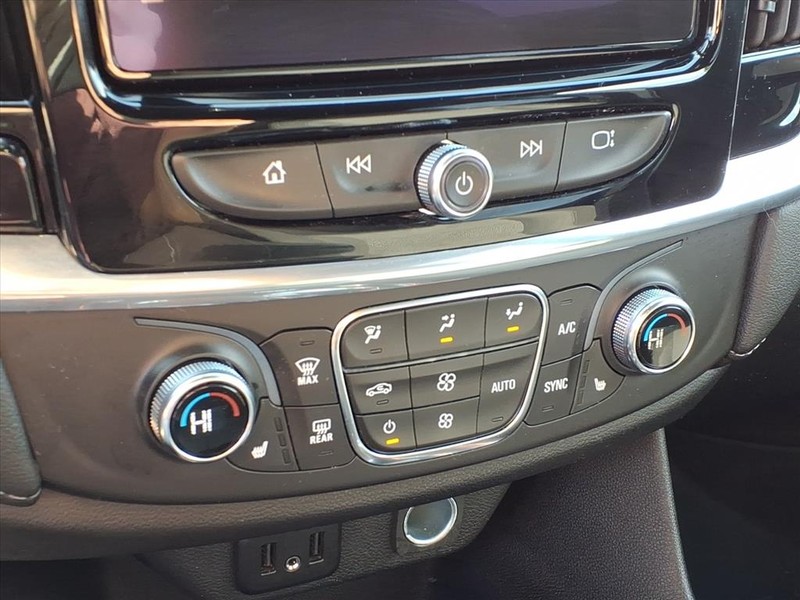 Chevrolet Traverse Vehicle Full-screen Gallery Image 14