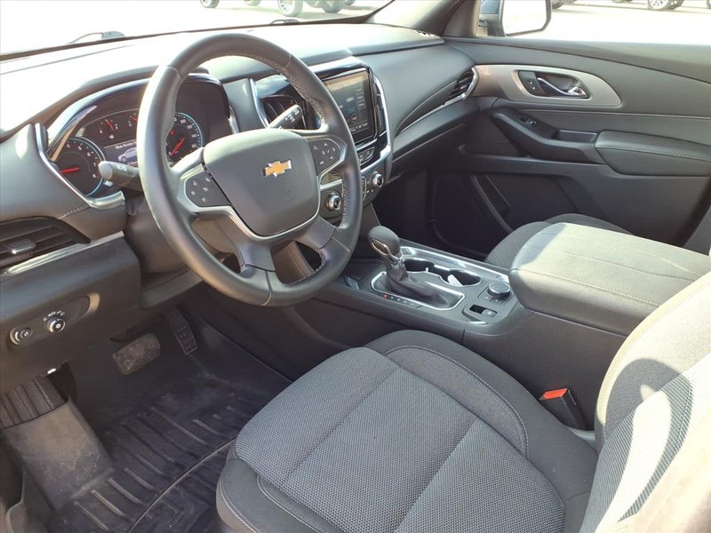 Chevrolet Traverse Vehicle Full-screen Gallery Image 21