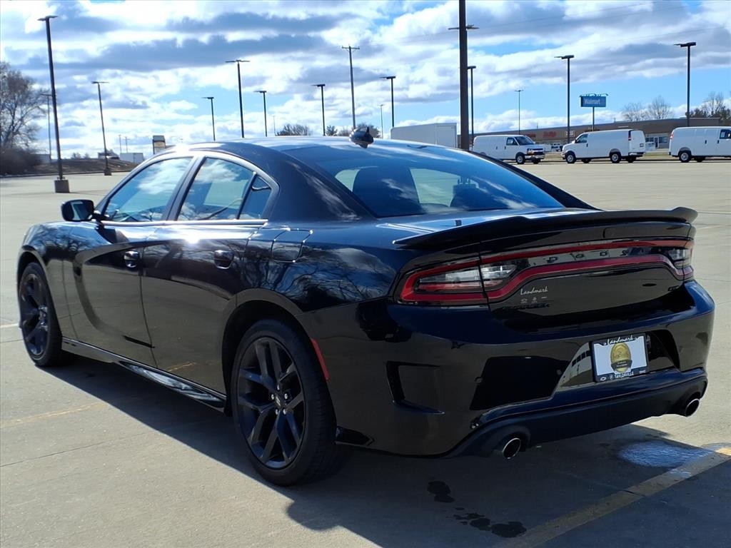 Dodge Charger Vehicle Full-screen Gallery Image 3