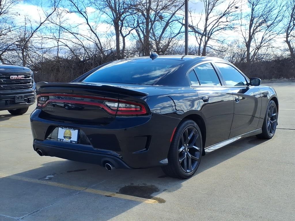 Dodge Charger Vehicle Full-screen Gallery Image 4