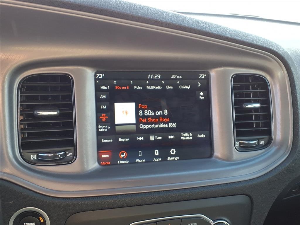 Dodge Charger Vehicle Full-screen Gallery Image 12