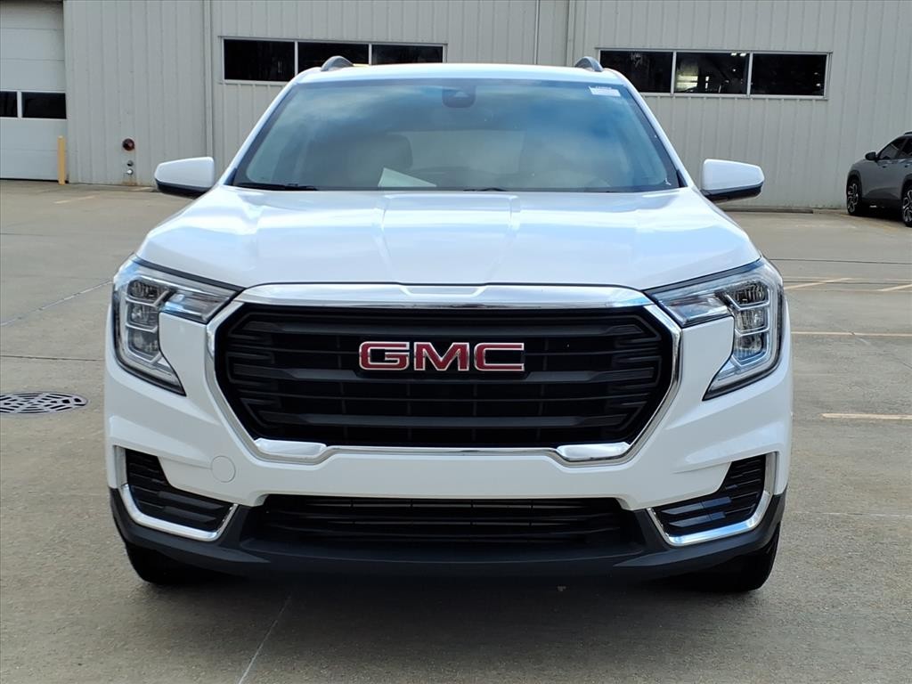 GMC Terrain Vehicle Full-screen Gallery Image 7