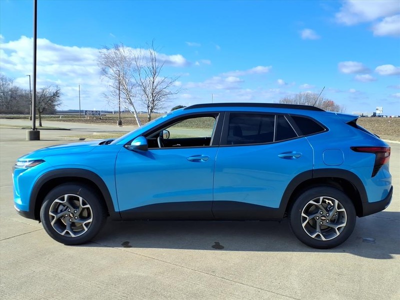 Chevrolet Trax Vehicle Full-screen Gallery Image 2