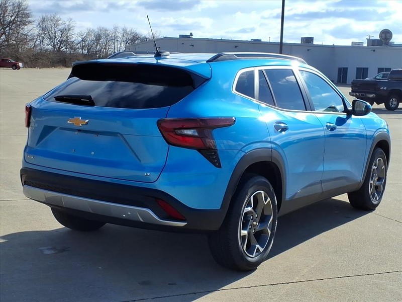 Chevrolet Trax Vehicle Full-screen Gallery Image 4