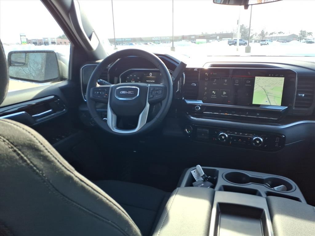 GMC Sierra 1500 Vehicle Full-screen Gallery Image 6