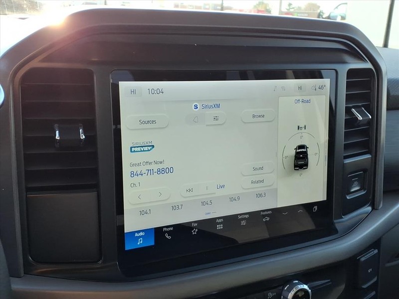 Ford F-150 Vehicle Full-screen Gallery Image 12