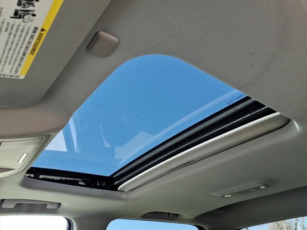 GMC Sierra 1500 Vehicle Full-screen Gallery Image 22