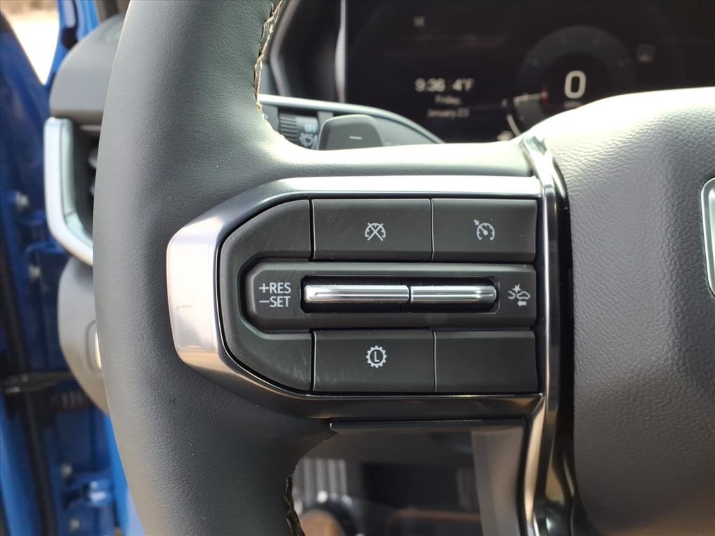 GMC Terrain Vehicle Full-screen Gallery Image 11