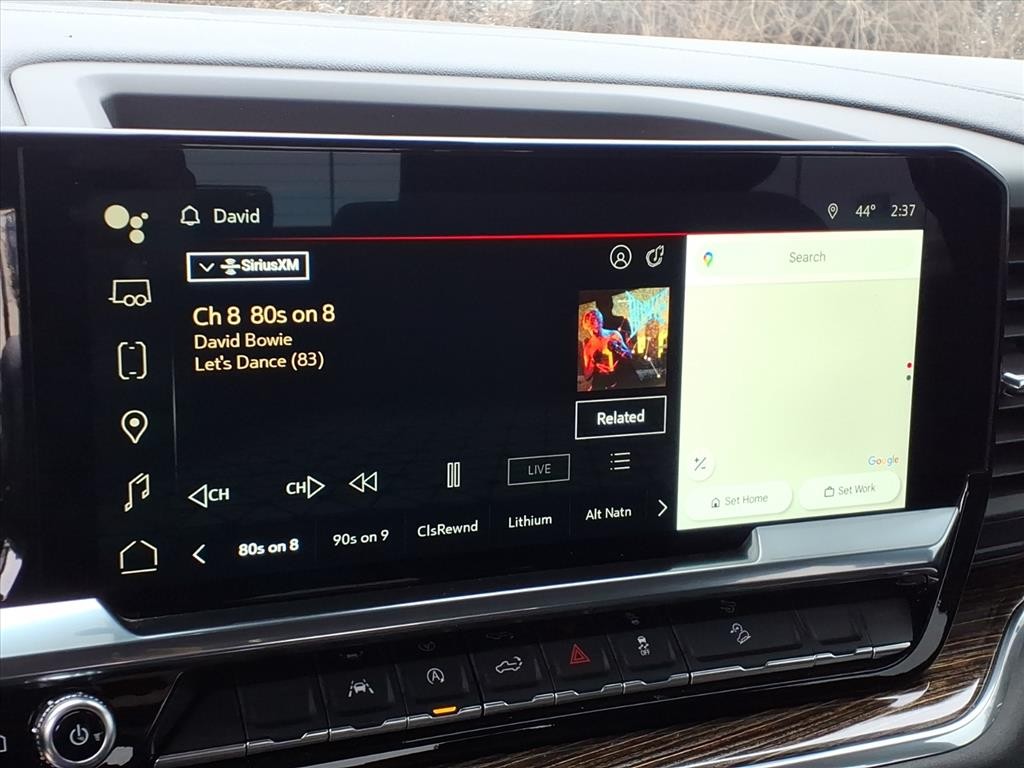 GMC Sierra 1500 Vehicle Full-screen Gallery Image 12