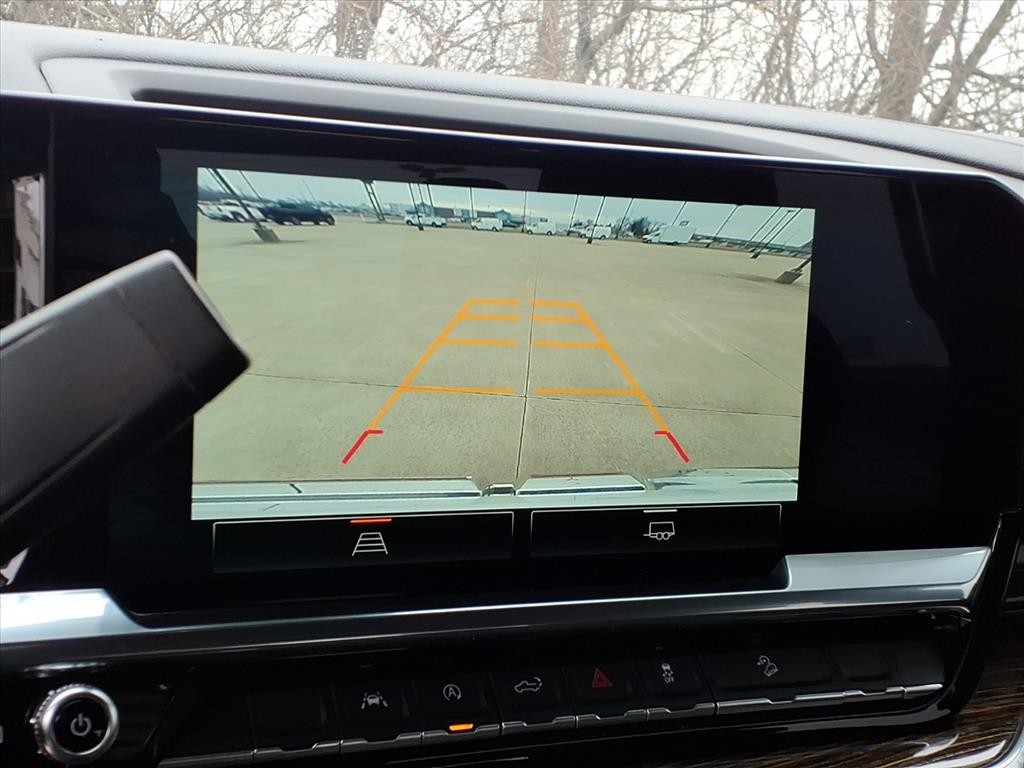 GMC Sierra 1500 Vehicle Full-screen Gallery Image 13