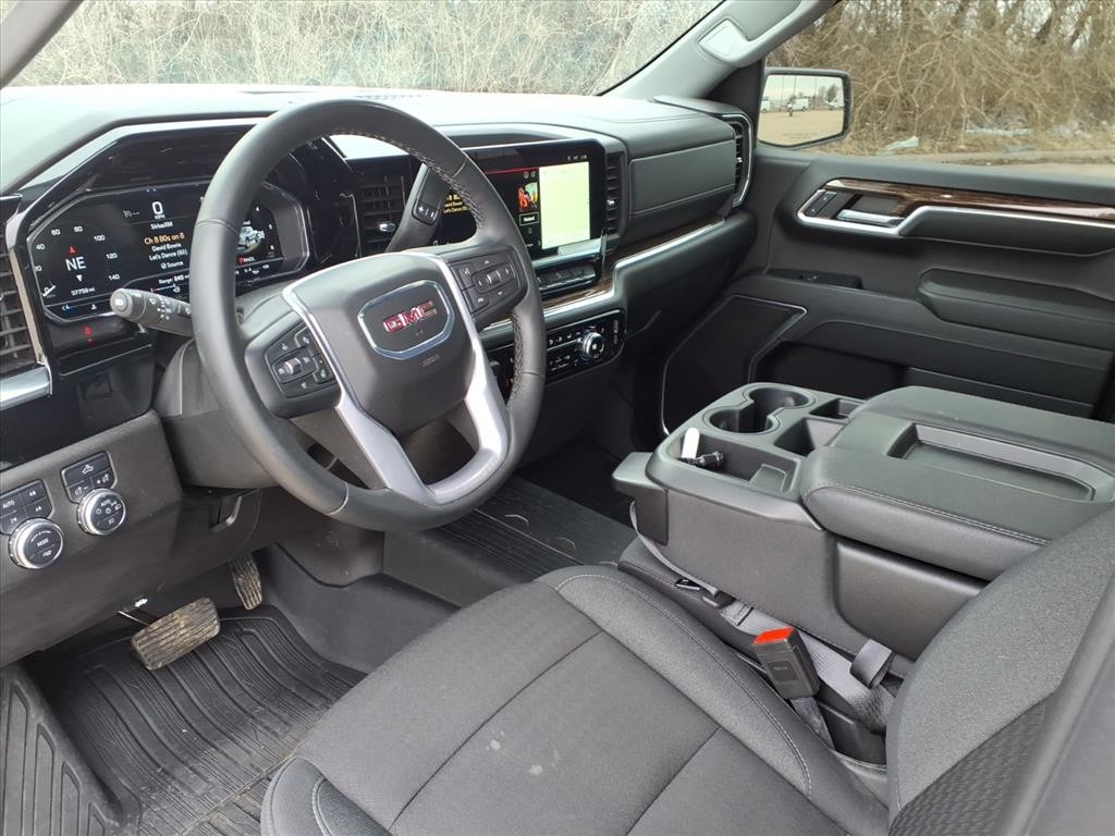 GMC Sierra 1500 Vehicle Full-screen Gallery Image 20