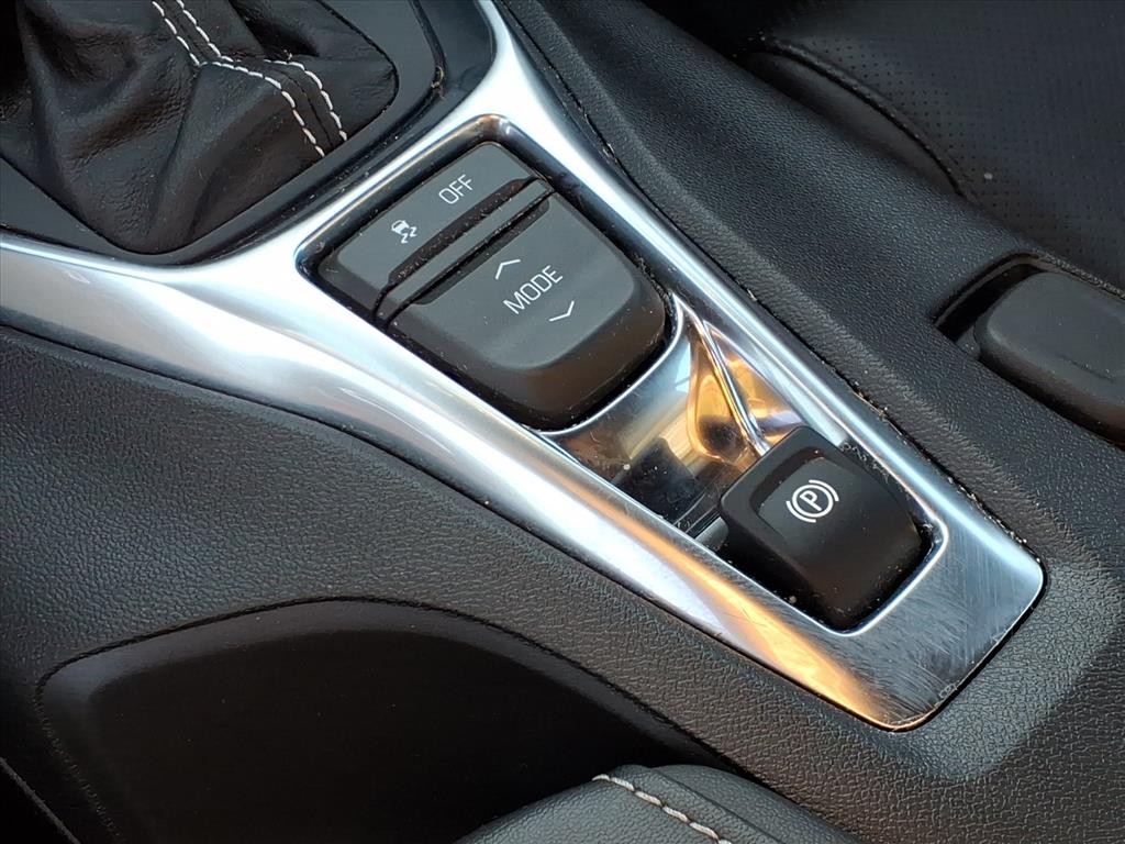 Chevrolet Camaro Vehicle Full-screen Gallery Image 12