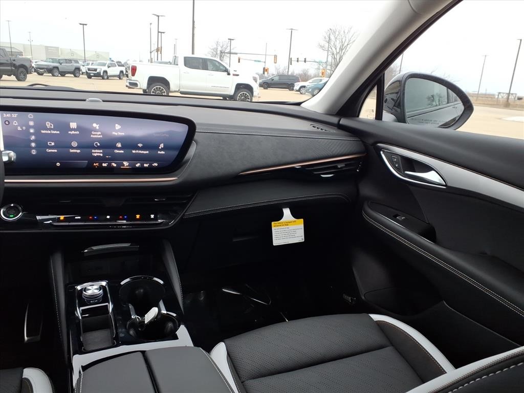 Buick Envision Vehicle Full-screen Gallery Image 9