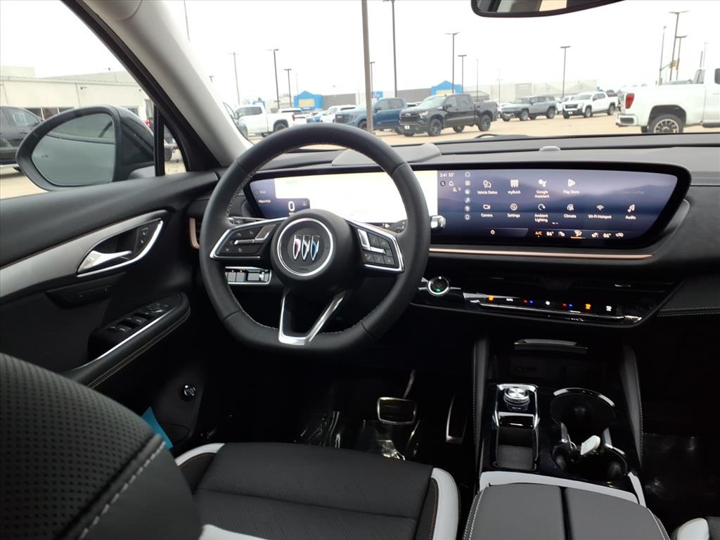 Buick Envision Vehicle Full-screen Gallery Image 10