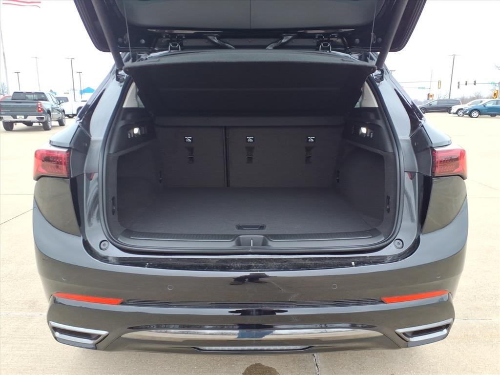 Buick Envision Vehicle Full-screen Gallery Image 21