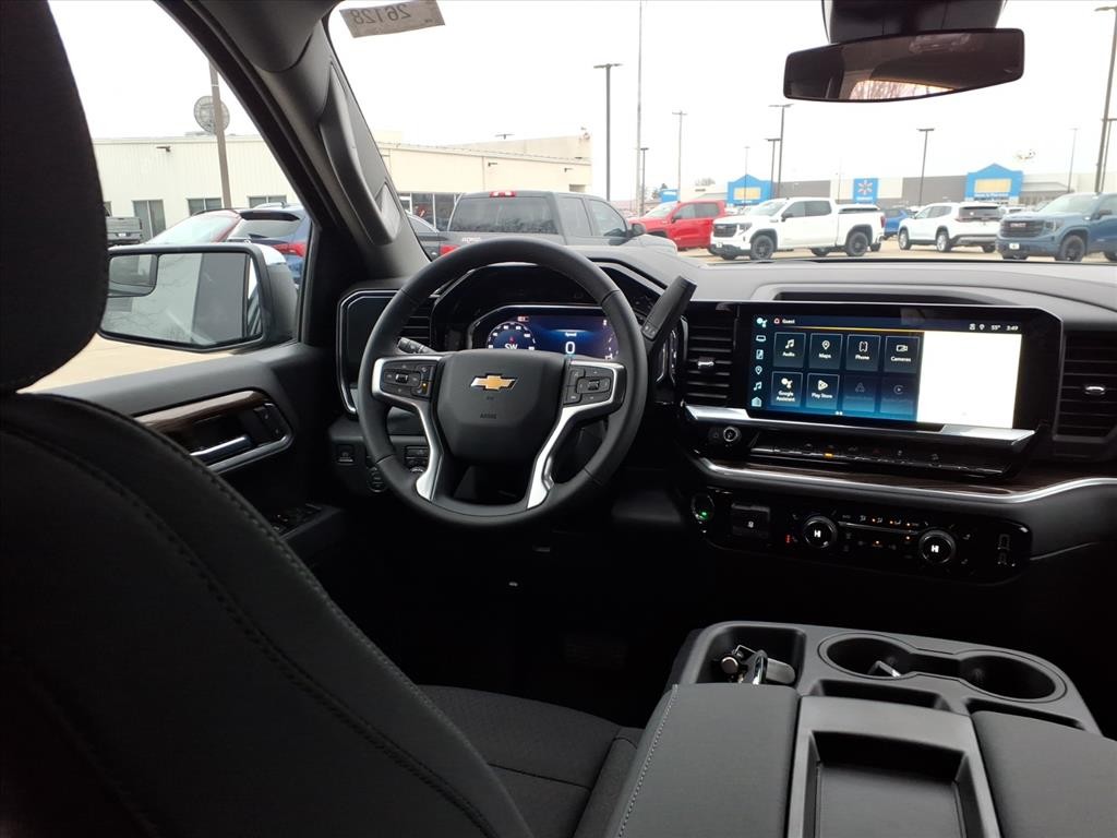 Chevrolet Silverado 1500 Vehicle Full-screen Gallery Image 6