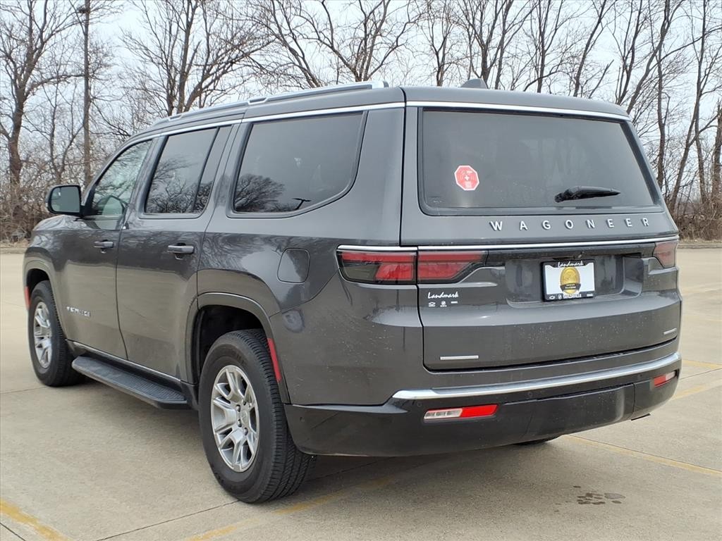 Jeep Wagoneer Vehicle Full-screen Gallery Image 3