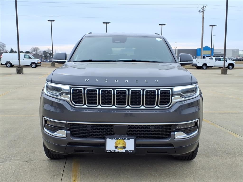 Jeep Wagoneer Vehicle Full-screen Gallery Image 7