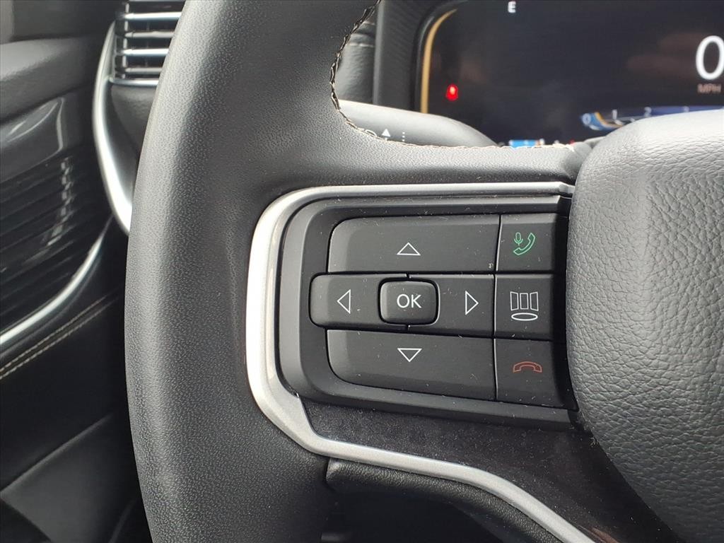 Jeep Wagoneer Vehicle Full-screen Gallery Image 16