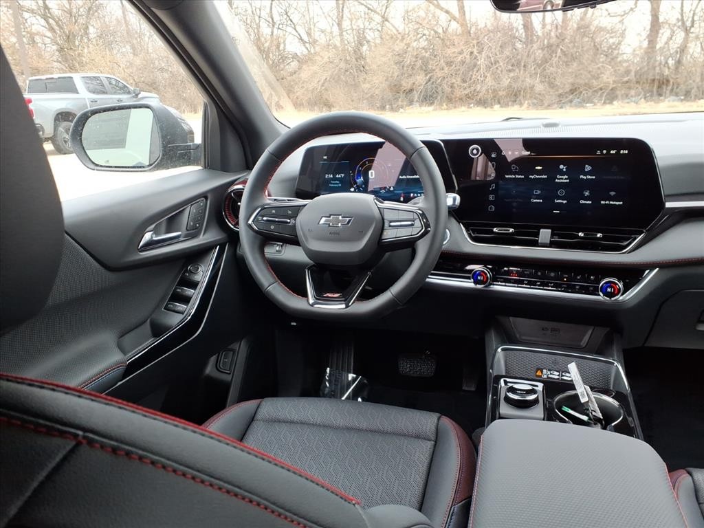 Chevrolet Equinox Vehicle Full-screen Gallery Image 6